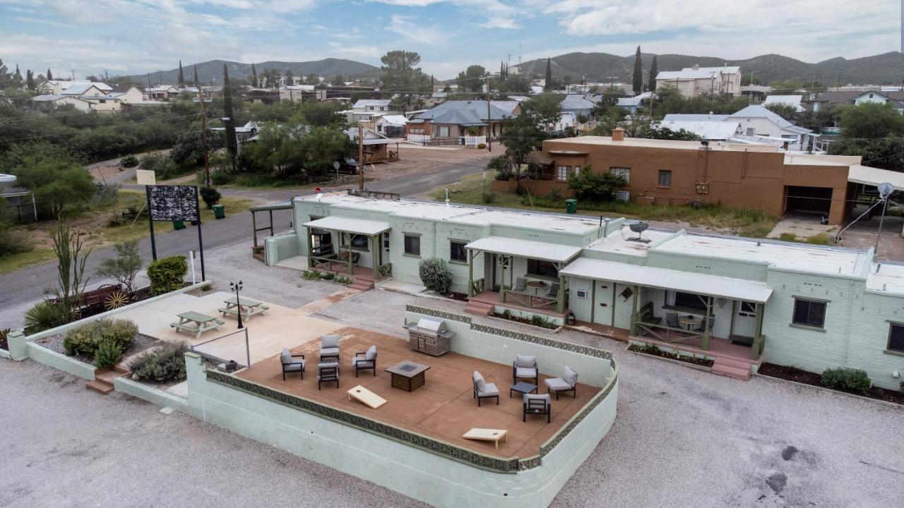 Sagebrush Inn トゥームストーン エクステリア 写真 Aerial view of the motel